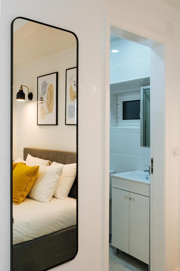 Cozy & Small Studio In The Center Lisbon Exterior photo
