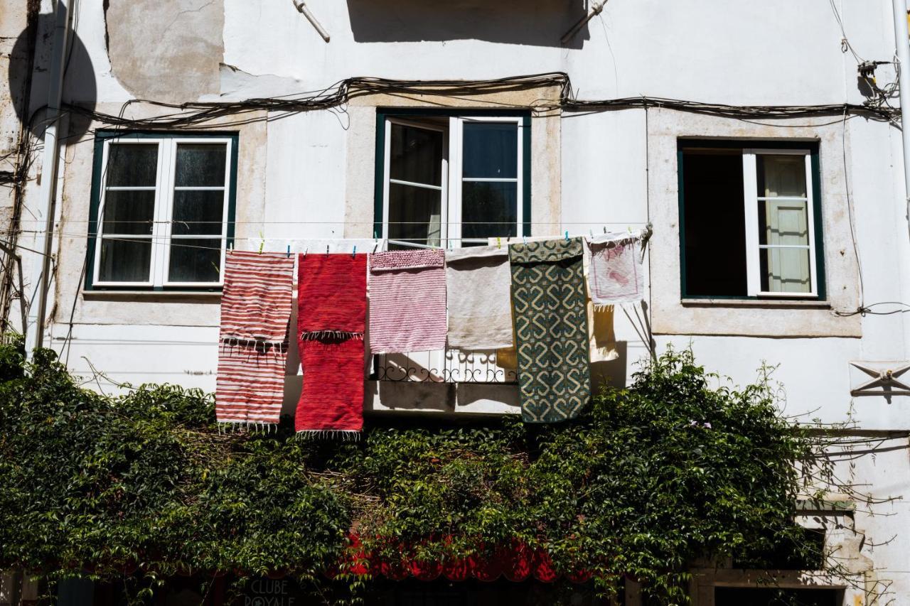 Cozy & Small Studio In The Center Lisbon Exterior photo